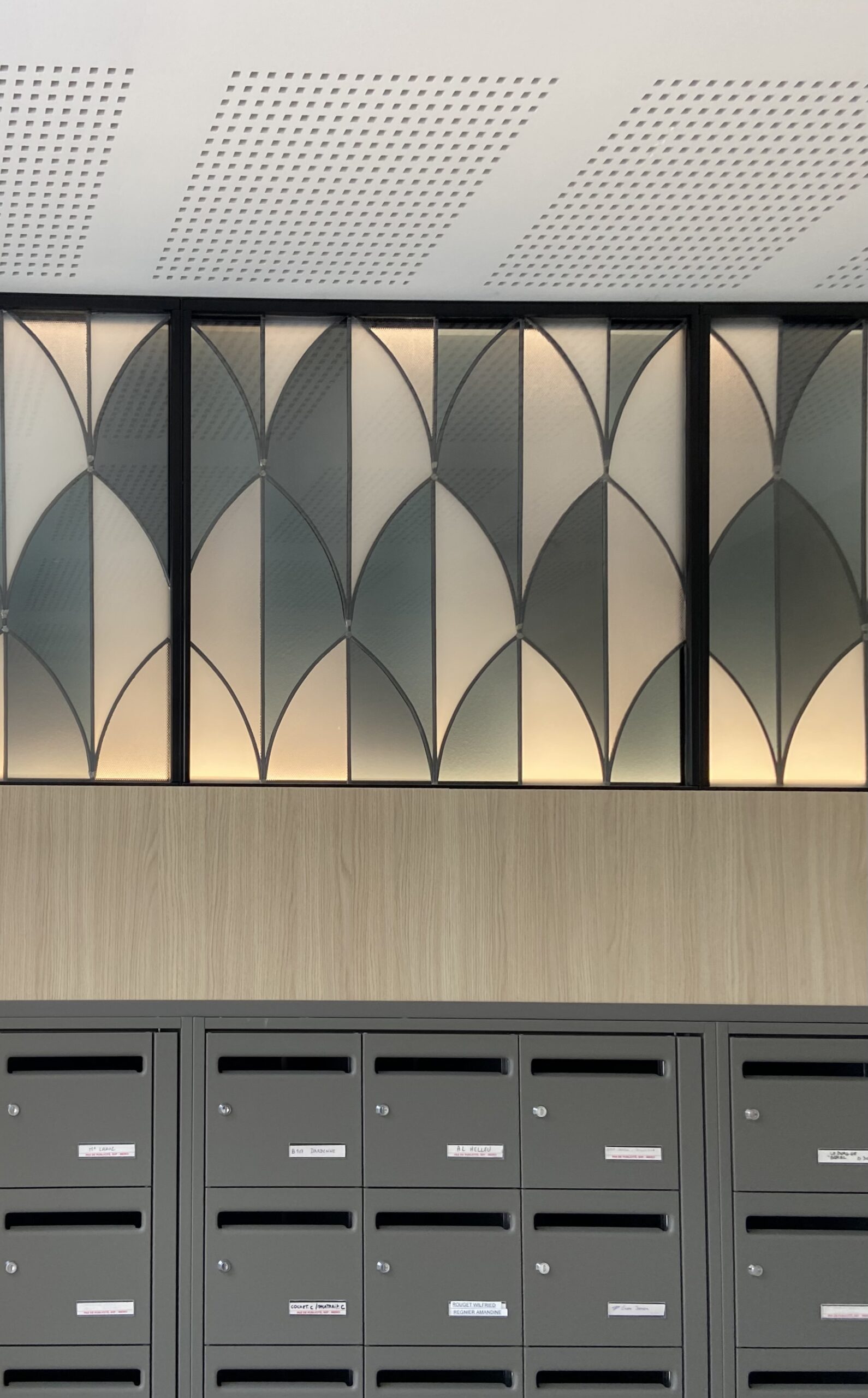 atelier vitrail ombre et lumière - hall primonial